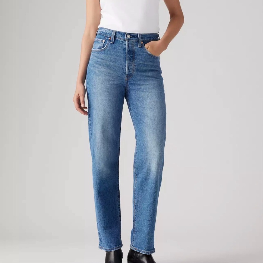 Signature by Levi Strauss Light Blue High Rise Straight Jeans